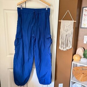 Full Tilt Blue Parachute Cargo Pants / Size XL